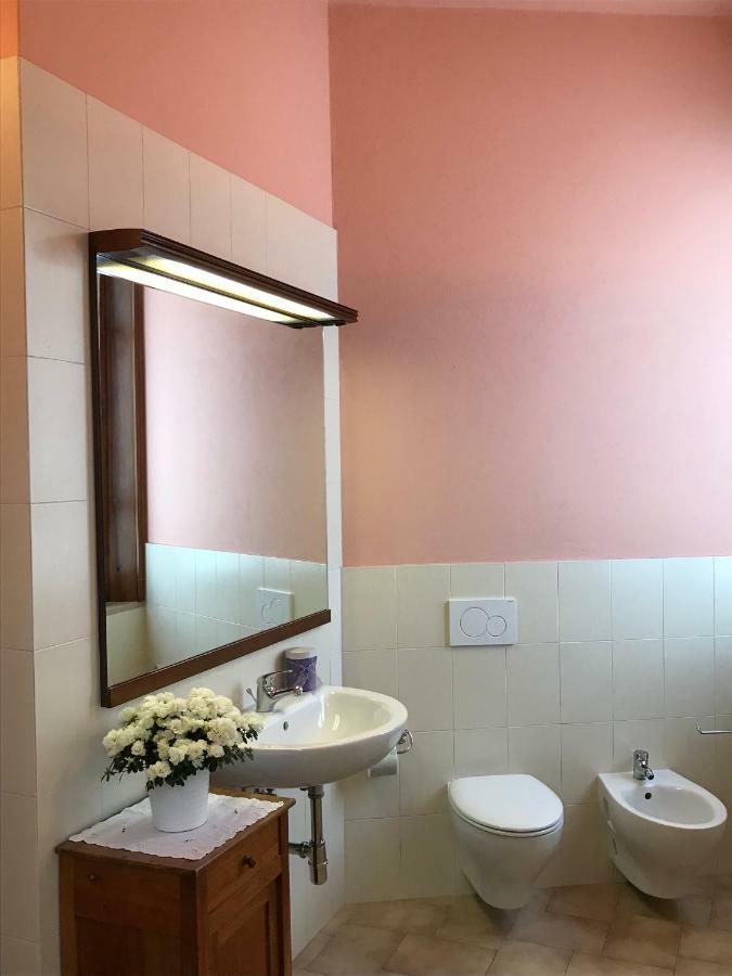 La Sosta Fuori Stazione Bed & Breakfast Brescello Bagian luar foto