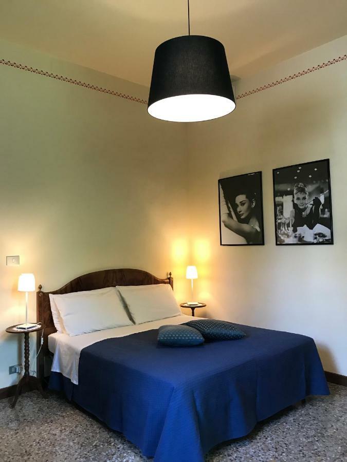 La Sosta Fuori Stazione Bed & Breakfast Brescello Bagian luar foto